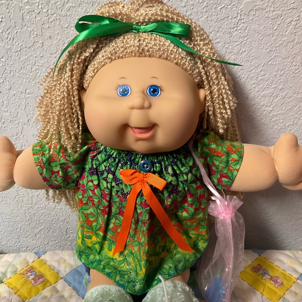 Vintage Cabbage Patch Kid Play Along Girl PA-5 Wheat Hair Blue Eyes 2004